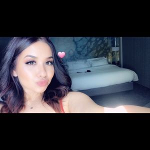 Meet your Posher, Viviana